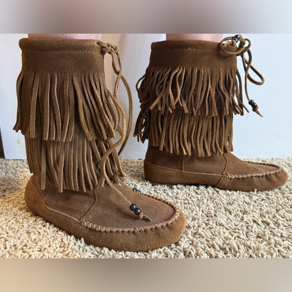 Minnetonka Tan Double Fringe Moccasin